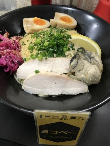 「牡蠣まぜそば」@自家製麺SHINの写真