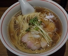 「軍鶏そば」@麺尊 RAGEの写真