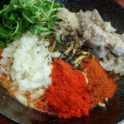 土浦汁なし坦々麺900円 阿修羅＋200円