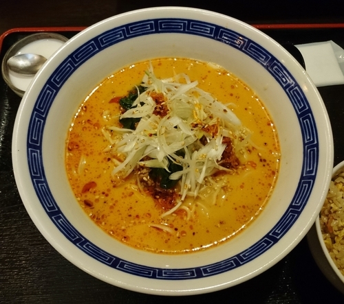 「担々麺＋炒飯セット 950円」@水漫庭の写真