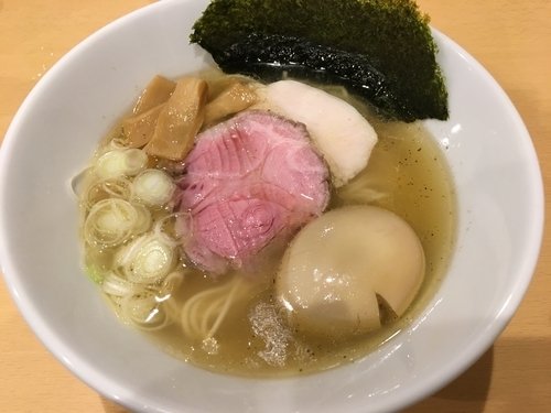 「塩ラーメン＋煮玉子」@麺屋 湊の写真