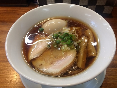 「醤油らーめん」@塩らーめん 千茶屋の写真