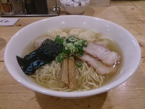 「特製ワンタン麺(白だし)」@支那そば 大和 稲荷町本店の写真