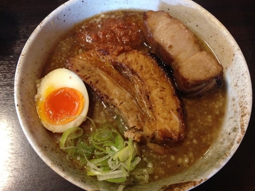 「肩ロース＋豚バラ 辛味噌ラーメン」@二郎系ラーメン 麺屋 春爛漫の写真