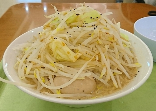 「味玉ラーメン(ヤサイ増し)」@ジャンクガレッジ イオンレイクタウンmori店の写真