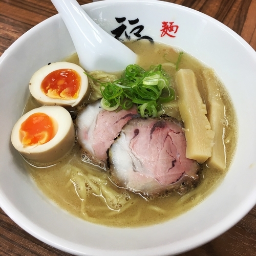 「二代目福座ラーメン+煮玉子」@麺や 福座の写真