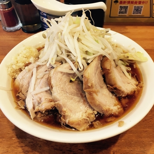 「豚道場BB+大盛り+豚トッピング」@麺屋豚道場の写真