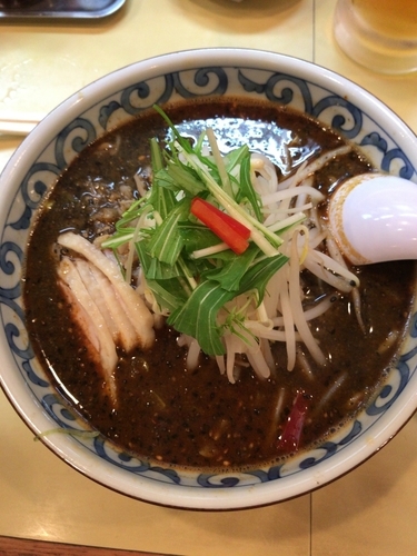 「黒胡麻タンタン麺（880円）」@しょうらい亭 北野店の写真