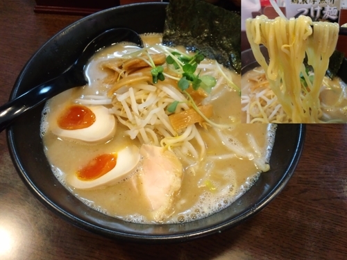 「鶏濃厚魚介味玉らぁめん78​0円」@TOKYO 鶏そば TOMOの写真