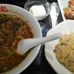 坦々麺セット
