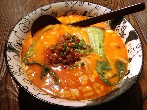 「タンタン麺(918円)」@中国料理 クレイジー餃子の写真