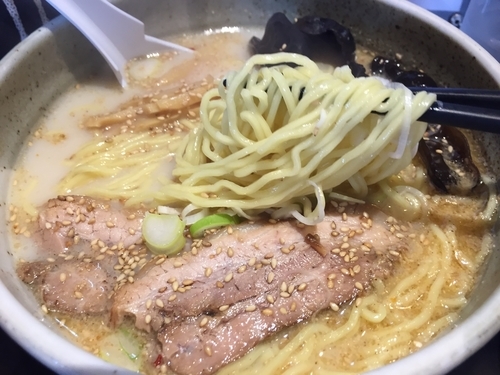 「しおらーめん（大盛）」@らーめん ふくのやの写真