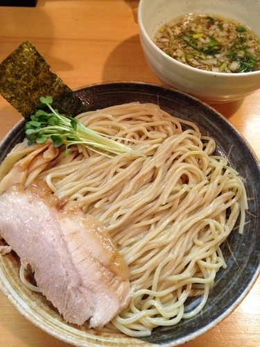 「塩つけ麺(250g)＋大盛り(100g)」@麺屋 くおんの写真