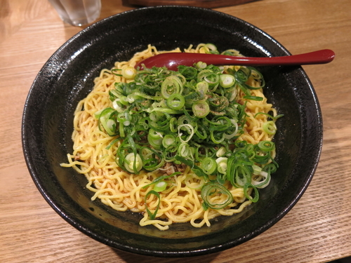 「汁なし担々麺(辛め)+麺大盛：680円＋150円」@ぐりんぐりんの写真