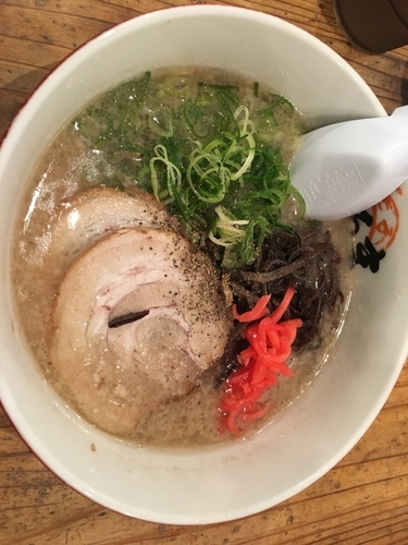「ラーメン」@元祖博多だるま 博多デイトス店の写真