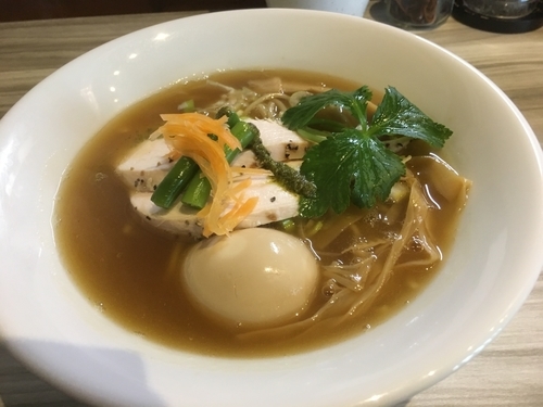 「鶏と水（濃厚）味玉付き」@つくばらーめん 鬼者語 -オニモノガタリ-の写真