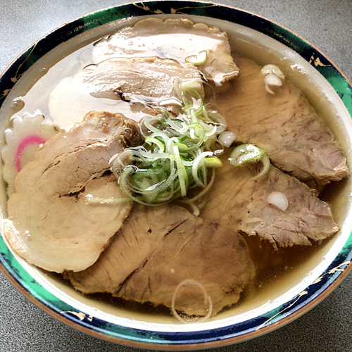 「ハーフ＆ハーフ　734円」@佐野らーめん 麺龍の写真