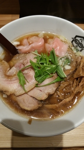 「八房らーめん」@らーめん八房 神田本店の写真