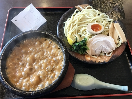 「伊勢海老つけ麺 カツオ飯セット 950円」@竹本商店つけ麺開拓舎 北上店の写真