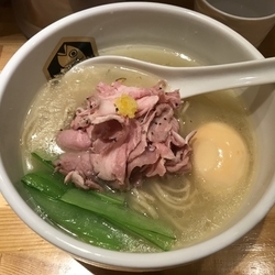 味玉真鯛らーめん 900円