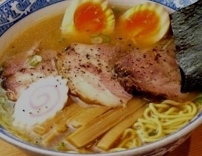 「特製中華そば」@中華そば 青葉 学芸大学店の写真