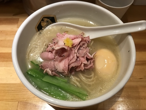 「味玉真鯛らーめん 900円」@真鯛らーめん 麺魚の写真