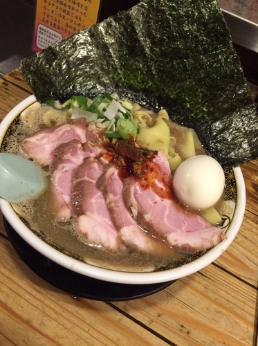 「すごい煮干ラーメン1,100円」@すごい煮干ラーメン凪 新宿ゴールデン街店 本館の写真
