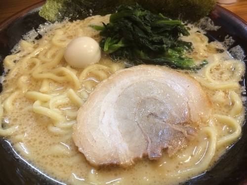 「醤油ラーメン」@横浜家系ラーメン 壱角家 高崎店の写真