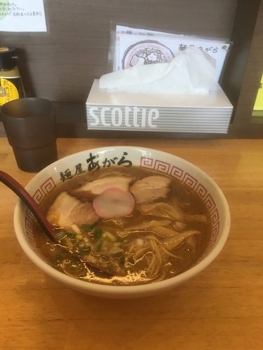 「豚骨中華そば＋替玉＋チャーシューご飯」@麺屋あがらの写真