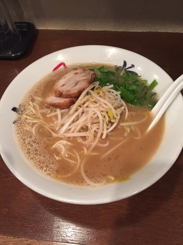「とんこつ醤油ラーメン」@ラーメン考房 海風堂の写真