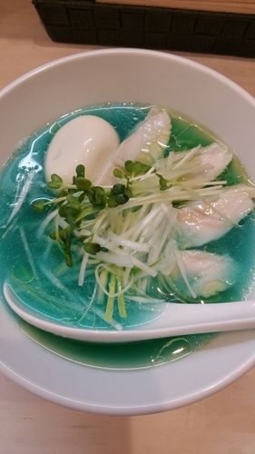 「鶏清湯青」@濃厚鶏出汁拉麺 吉法師 KIPPOSHIの写真