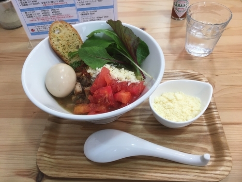 「トマトまぜソバ＋チーズ増し＋味玉」@アメノオトの写真