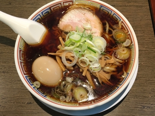 「味玉中華そば」@丸中華そばの写真