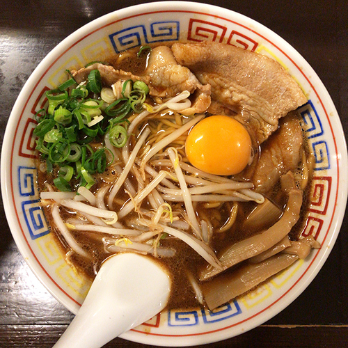 「【限定】月見らーめん」@づゅる麺 池田の写真