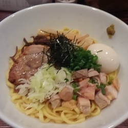 よくばり鶏まぜそば　￥980