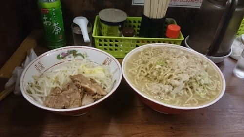 「麺増し大・ネギ(ヤサイアブラカラメ)￥９００」@ラーメン二郎 品川店の写真