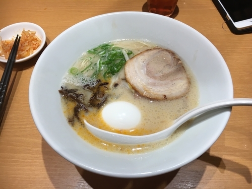 「白丸ラーメン」@博多一風堂 ららぽーとTOKYO-BAY店の写真
