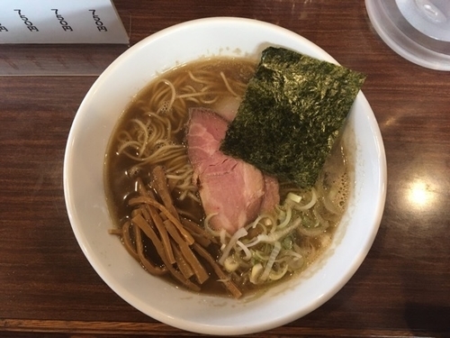 「煮干しらー麺　７５０円」@拉麺 芳の写真