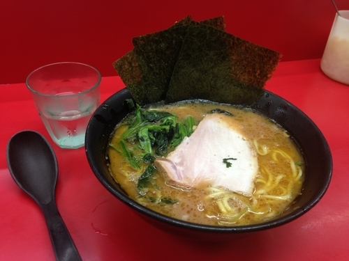 「ラーメン」@ラーメン杉田家の写真