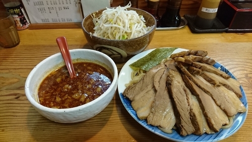 「バカぶた極辛つけ麺+特盛り+野菜」@角ふじ 心麺の写真