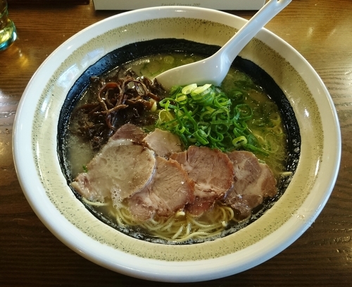 「大判ラーメン 780円」@博多ラーメン しばらく 日本橋店の写真