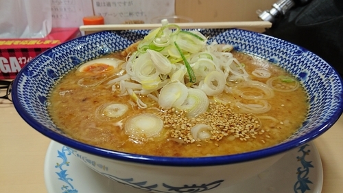 「トンコツ醤油」@とんこつらぁめん○金の写真