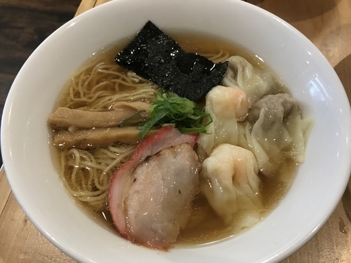 「特製ハーフワンタン麺（ミックス）」@支那そば 大和 稲荷町本店の写真