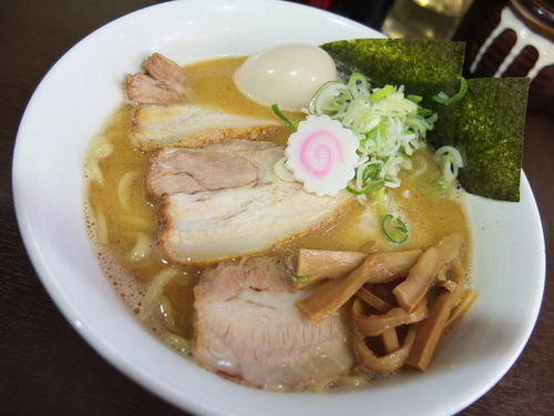 「一歩らぁめん」@らぁ麺 一歩の写真