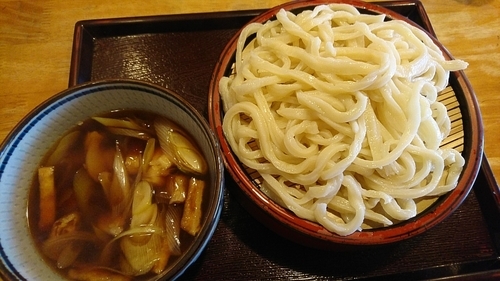 「とり汁うどん　730円」@ゆでたて家の写真
