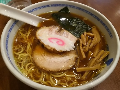 「らーめん　（大盛り：サービス券）」@たけちゃんにぼしらーめん 調布店の写真