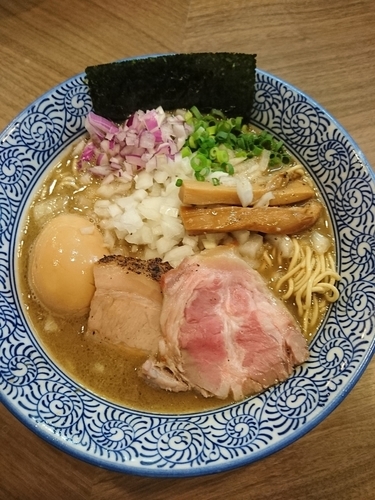 「極上濃厚煮干しそば  780円 味玉(クーポン)」@煮干しつけ麺 宮元の写真