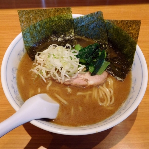 「ラーメン（太麺 650円）」@ラーメン一平家の写真