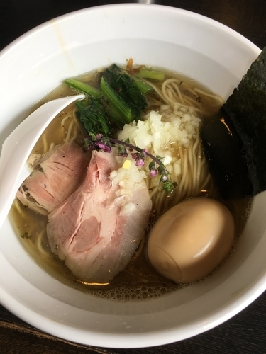 「塩煮干し味玉そば」@陽はまたのぼるの写真