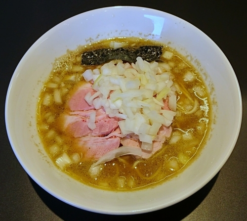 「中華そば(玉ねぎ増し)&あぶらそば」@煮干乱舞の写真